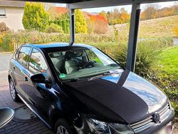 Schwarz Gebraucht 2014 VW Polo Comfortline Kleinwagen | 8.600 € (Etwas zu teuer)