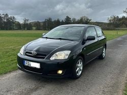 Schwarz Gebraucht 2004 Toyota Corolla Kleinwagen | 2.399 € (Fairer Preis)