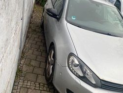 Silber Gebraucht 2011 VW Golf Style Limousine | 3.950 € (Etwas zu teuer)