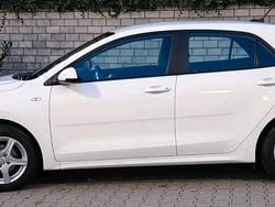 Weiß Gebraucht 2021 Kia Rio Limousine | 12.500 € (Fairer Preis)