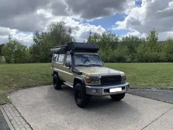 Beige Gebraucht 2020 Toyota Land Cruiser SUV | 78.000 €