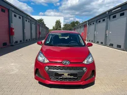 Rot Gebraucht 2019 Hyundai i10 Trend Kleinwagen | 7.999 € (Superpreis)