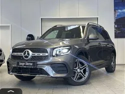Grau Gebraucht 2020 Mercedes GLB200 AMG line SUV | 36.700 € (Fairer Preis)