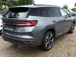 Graphitegrau metallic graphitegrau metallic graphitegrau metallic Neu 2025 Skoda Kodiaq RS SUV | 52.201 € (Guter Preis)