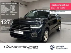 Deep black perleffekt (metallic) Gebraucht 2023 VW T-Cross Style SUV | 21.529 € (Fairer Preis)