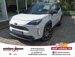 Grau Gebraucht 2022 Toyota Yaris Cross Sport SUV | 27.390 € (Teuer)