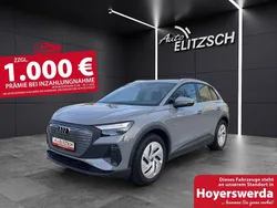 Grau Gebraucht 2022 Audi Q4 e-tron Basis SUV | 28.600 € (Guter Preis)