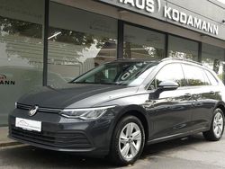 Grau Gebraucht 2022 VW Golf VIII Life Kombi | 18.440 € (Guter Preis)