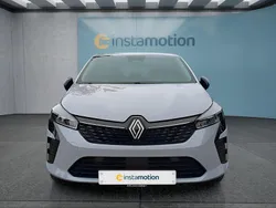 Grau Gebraucht 2025 Renault Clio V Kleinwagen | 18.999 € (Guter Preis)