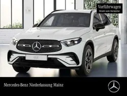 Polarweiß Gebraucht 2024 Mercedes GLC220 AMG SUV | 57.950 € (Superpreis)