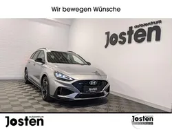 Silber (shimmering silver (silber)) Neu 2025 Hyundai i30 N Line Limousine | 25.690 € (Guter Preis)