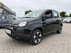Cinema schwarz Gebraucht 2023 Fiat Panda Cross Cross Kleinwagen | 12.970 € (Fairer Preis)