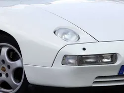 Weiß Gebraucht 1988 Porsche 928 Coupé | 46.928 €
