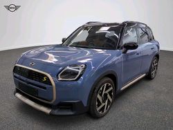 Blau Gebraucht 2024 Mini Countryman Favoured SUV | 41.775 € (Guter Preis)