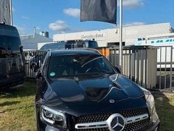 Schwarz Gebraucht 2020 Mercedes GLB200 AMG SUV | 31.999 € (Guter Preis)