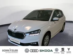 Weiß Neu 2025 Skoda Fabia Essence Limousine | 16.980 € (Guter Preis)
