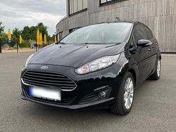 Schwarz Gebraucht 2013 Ford Fiesta SYNC Edition Kleinwagen | 3.900 € (Guter Preis)