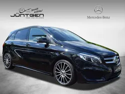 Schwarz Gebraucht 2018 Mercedes B220 AMG line Van / Kleinbus | 22.888 € (Teuer)