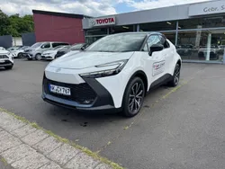 Weiß Neu 2025 Toyota C-HR Team SUV | 34.499 € (Etwas zu teuer)