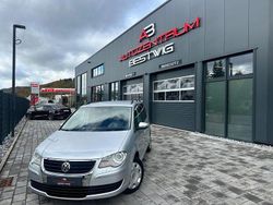 Silber Gebraucht 2009 VW Touran Trendline Van / Kleinbus | 6.995 € (Etwas zu teuer)