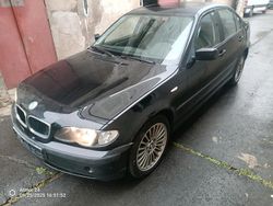 Schwarz Gebraucht 2003 BMW 318 Kleinwagen | 999 €