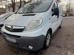 Weiß Gebraucht 2013 Opel Vivaro Van | 7.498 € (Teuer)