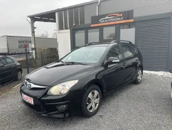 Schwarz Gebraucht 2012 Hyundai i30 Edition Kombi | 5.200 € (Guter Preis)