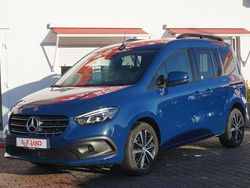 Blau Gebraucht 2022 Mercedes 180 Progressive Limousine | 26.950 € (Etwas zu teuer)