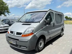 Grau Gebraucht 2006 Renault Trafic Van | 16.950 €