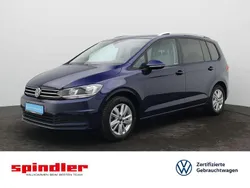 Atlantik blue metallic Gebraucht 2024 VW Touran Comfortline Van / Kleinbus | 31.990 € (Fairer Preis)