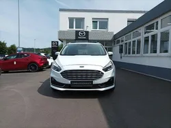 Weiß Gebraucht 2020 Ford S-MAX Titanium Van / Kleinbus | 22.890 € (Fairer Preis)