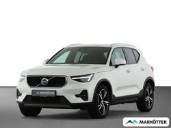 Weiss Gebraucht 2025 Volvo XC40 Core SUV | 33.440 € (Guter Preis)