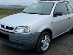 Silber Gebraucht 1999 Seat Arosa Kleinwagen | 600 € (Guter Preis)
