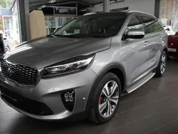 Grau Gebraucht 2020 Kia Sorento GT-Line SUV | 32.990 € (Fairer Preis)