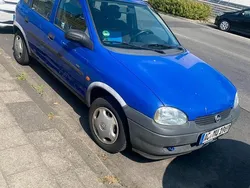Blau Gebraucht 1999 Opel Corsa Limousine | 550 € (Guter Preis)