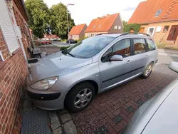 Silber Gebraucht 2005 Peugeot 307 Kombi | 299 €