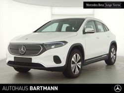 Polarweiß Gebraucht 2023 Mercedes EQA250 Progressive SUV | 31.500 € (Fairer Preis)