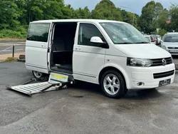 Weiß Gebraucht 2011 VW Caravelle Van / Kleinbus | 21.990 €