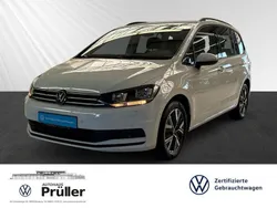 Pure white (weiss) Gebraucht 2022 VW Touran Comfortline Van / Kleinbus | 30.400 € (Fairer Preis)