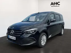 Loparitschwarz metallic Gebraucht 2025 Mercedes T180 Progressive Van / Kleinbus | 35.990 € (Teuer)