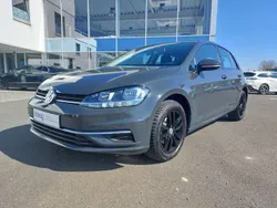 Grau Gebraucht 2018 VW Golf VII Comfortline Limousine | 14.975 € (Fairer Preis)