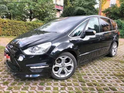 Schwarz Gebraucht 2012 Ford S-MAX Titanium Van / Kleinbus | 7.300 € (Fairer Preis)