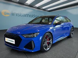 Neu 2025 Audi RS6 Kombi | 216.449 €