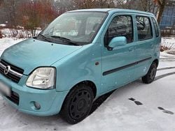 Blau Gebraucht 2004 Opel Agila Kleinwagen | 690 € (Guter Preis)