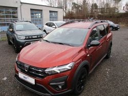 Braun Gebraucht 2022 Dacia Jogger Extreme Van / Kleinbus | 18.490 € (Fairer Preis)