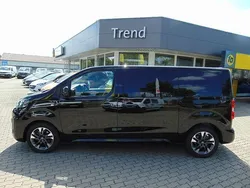 Schwarz Gebraucht 2022 Opel Zafira Life Elegance Van | 42.790 € (Fairer Preis)