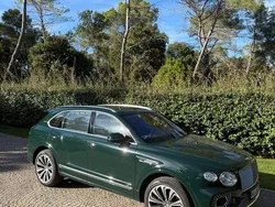 Grün Gebraucht 2021 Bentley Bentayga SUV | 165.990 €