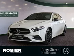 Weiß Gebraucht 2021 Mercedes A250 AMG Limousine | 31.885 € (Teuer)