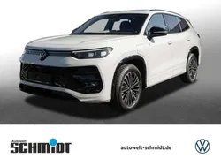 Pure white Neu 2025 VW Tayron R-line SUV | 70.490 € (Fairer Preis)