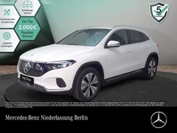 Weiß Gebraucht 2024 Mercedes EQA300 Advanced SUV | 33.990 € (Fairer Preis)